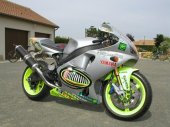 2001 Yamaha YZF-R7 photo